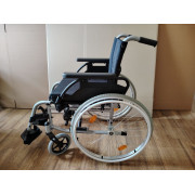 Кресло-коляска инвалидная складная Breezy Unix2 LY-250 (250-06740)